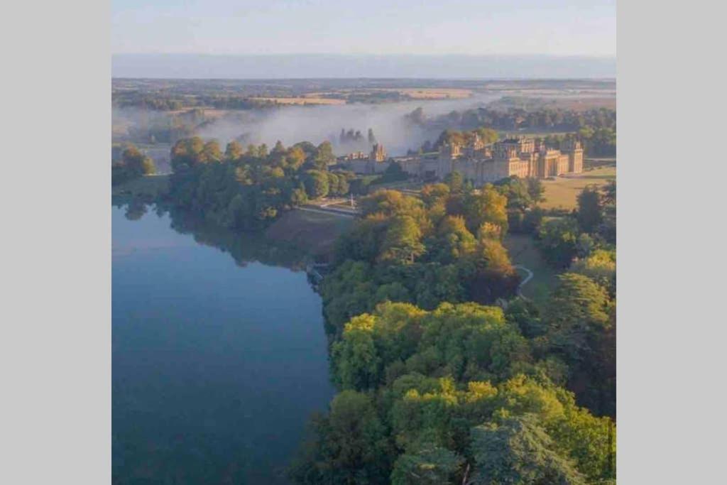 Oxfordshire Living - The Churchill Apartment - Woodstock Ngoại thất bức ảnh